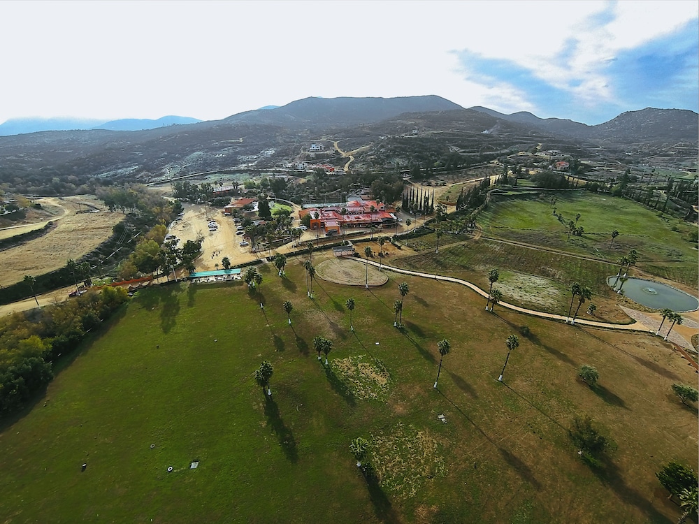 Book Rancho Tecate in Tecate