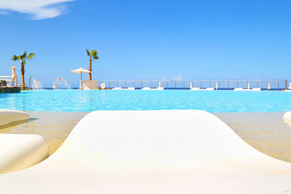 Book La Cigale Hôtel Tabarka in Tabarka | Hotels.com