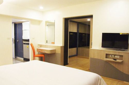 Book Grand Tower Inn Sathorn Bangkok In Bangkok Hotels Com Book Grand Tower Inn Sathorn Bangkok In Bangkok Hotels Com
