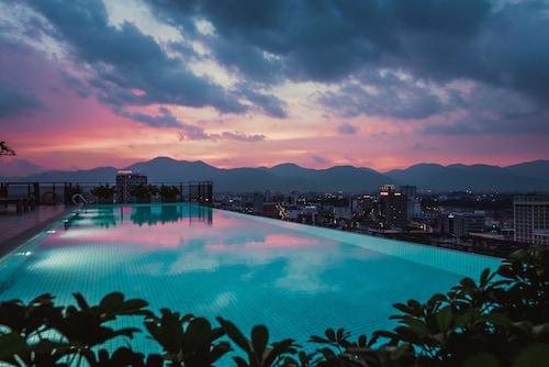 Kampung Ara Panjang Hotel Top 10 Best Hotel Deals For The Perfect Getaway Cancel Free On Most Hotels Hotels Com