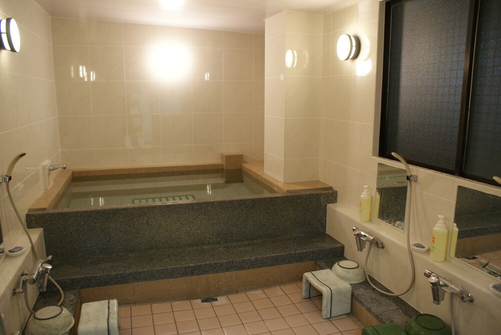 Book Business Hotel Wako In Osaka Hotels Com