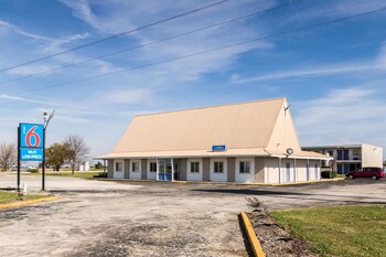 Top 10 Hotels In Effingham From 40 Night