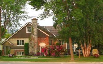 Top 10 Hotels In Golden British Columbia B Bs In Golden