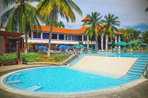 Referensi Hotel Murah Di Jogja Dekat Malioboro Ada Kolam Renang Penginapan Net 2021