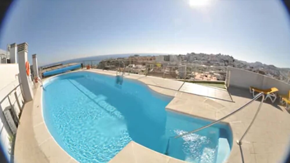 Hotel Bahia De Almunecar Almunecar Info Photos Reviews Book At Hotels Com