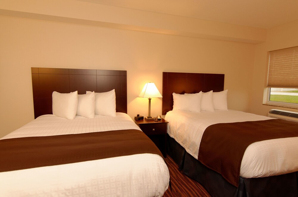 Book Cobblestone Inn Suites - Fort Madison In Fort Madison Hotelscom