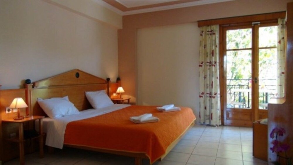 pallas hotel zakynthos