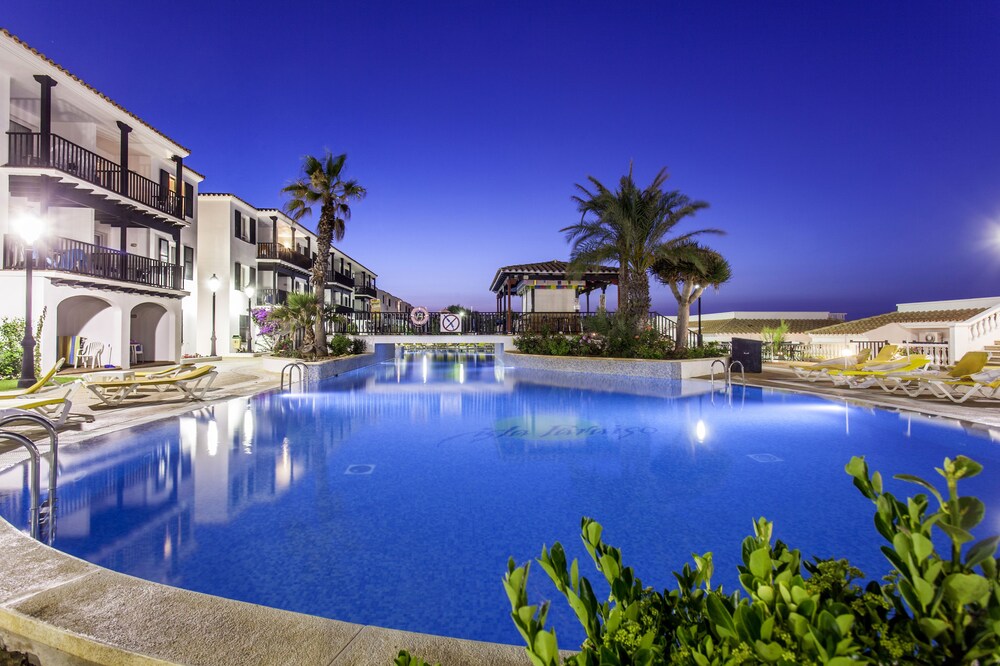 湾岸494 号 (1655-166301) 酒店 - 2 居复合式