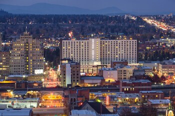 15 Closest Hotels To Spokane Arena In