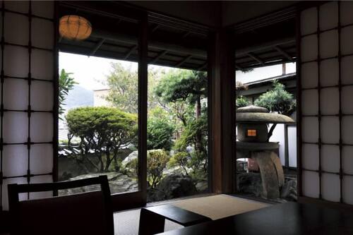 あたみ石亭 綺麗な庭園と露天風呂がある旅館 宿泊予約はホテルズドットコム あたみ石亭 綺麗な庭園と露天風呂がある旅館 宿泊予約はホテルズドットコム