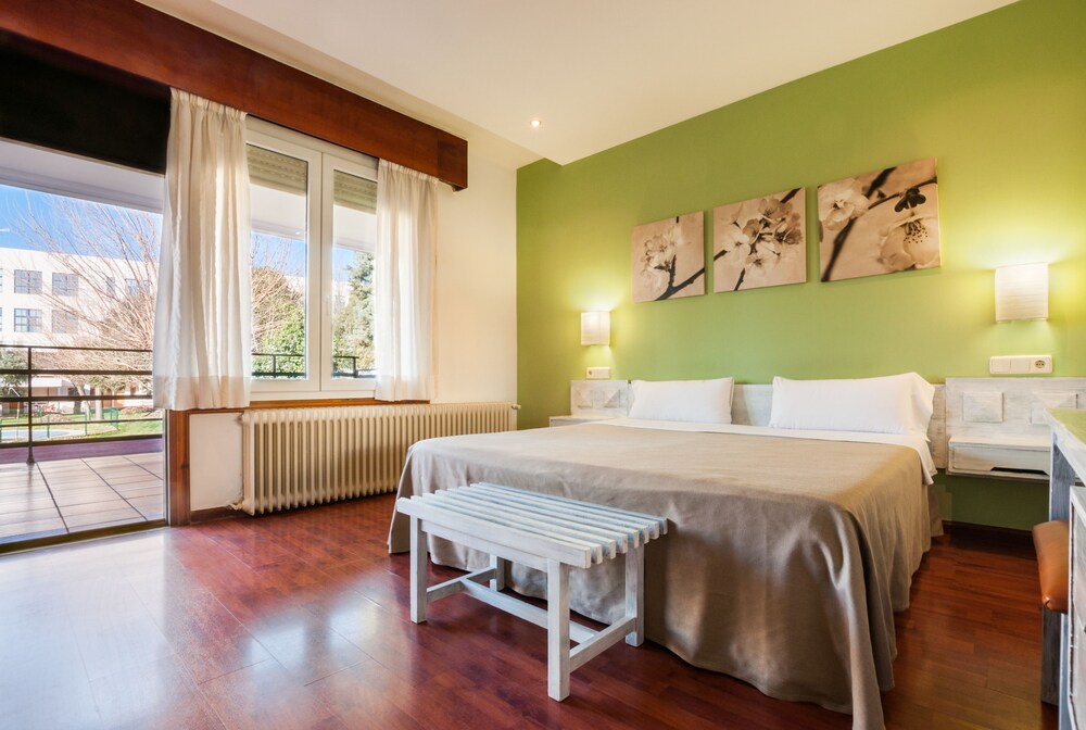 Book Hotel Los Olivos In Getafe Hotels Hotel Los Olivos Getafe