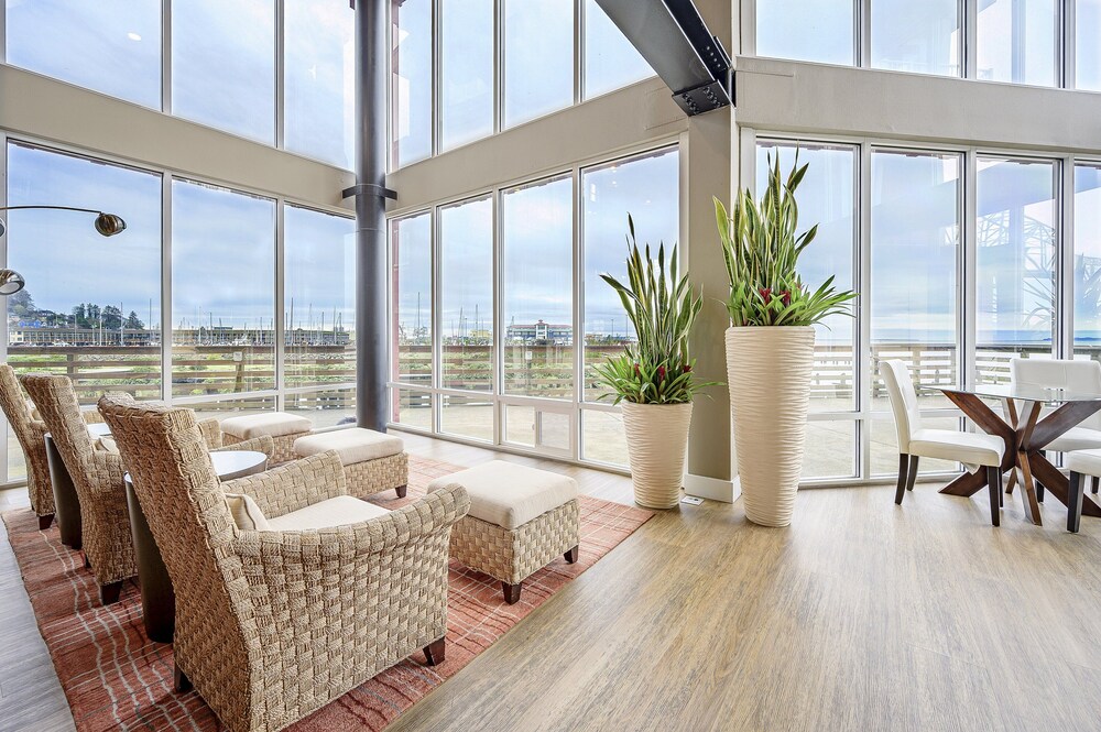 Book Cannery Pier Hotel Spa In Astoria Hotels Com