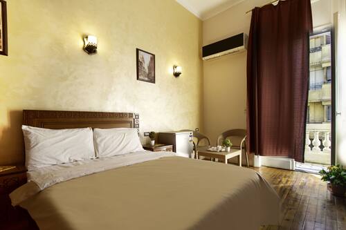 احجز نزل منيرفا داون تاون هوستل في القاهرة قارن أسعار الفنادق في القاهرة