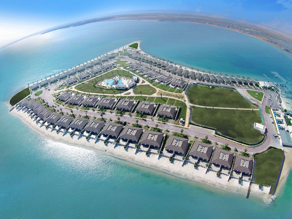 Book Dana Beach Resort In Dhahran Hotels Dana Beach Resort Dhahran Aerial View