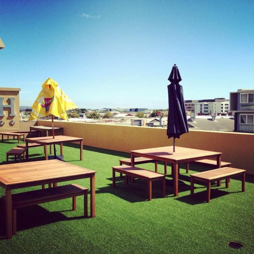 Book Regency Apartments In Adelaide Hotels Com