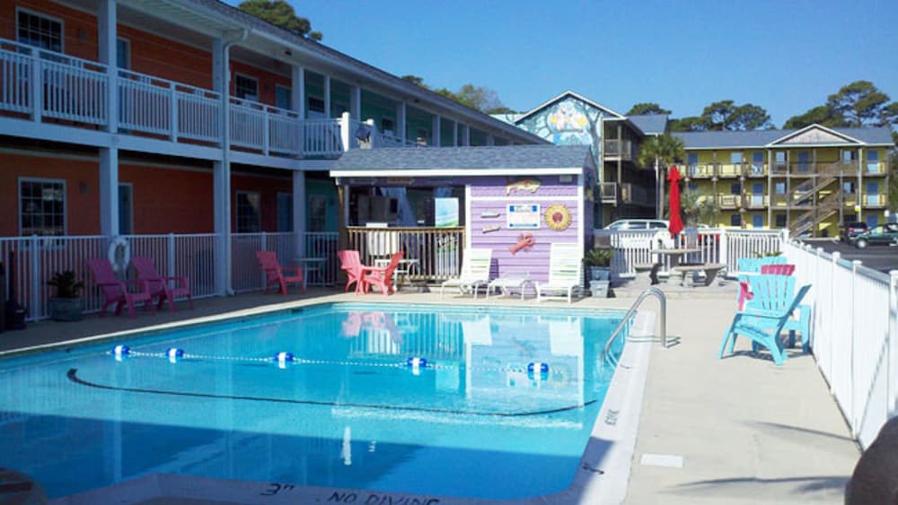 Book Drifters Reef Hotel In Carolina Beach Hotels Drifters Reef Hotel Carolina Beach Outdoor Pool