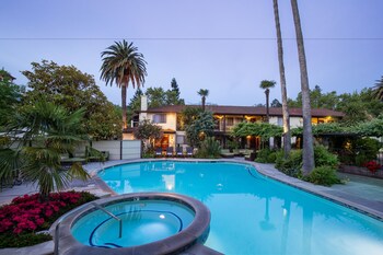 15 Closest Hotels To Castello Di Amorosa In Calistoga