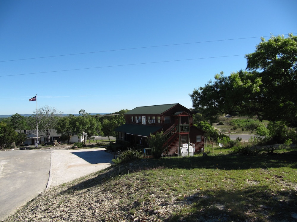 Book Top Of The Hill Rv Resort In Boerne Hotels Top Of The Hill Rv Resort Boerne