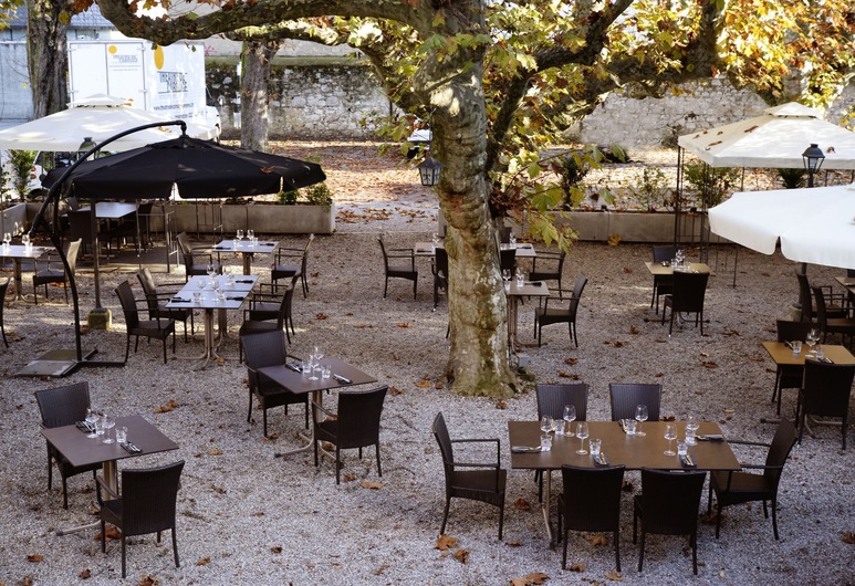 Auberge Communale De Carouge In Carouge Hotels Com