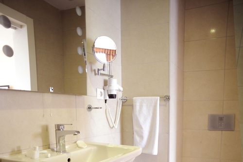 Book Hotel Davos In Istanbul Hotels Com