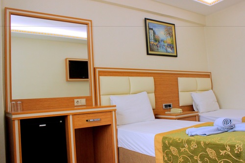 Book Hotel Buyuk Paris In Istanbul Hotels Com