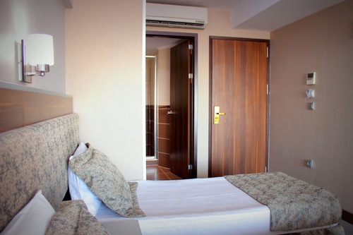 Book Hotel Buyuk Paris In Istanbul Hotels Com