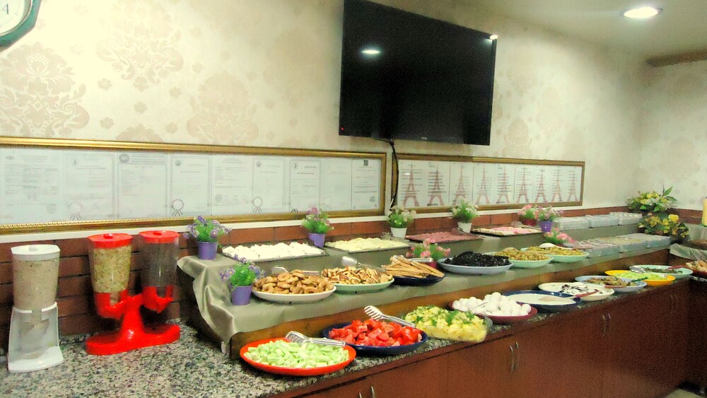 Buyuk Paris Picture Of Hotel Buyuk Paris Istanbul Tripadvisor