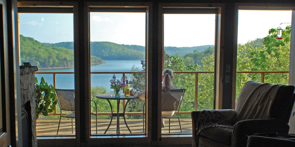 Book Beaver Lakefront Cabins Couples Only Getaways In Eureka Springs Hotels Com