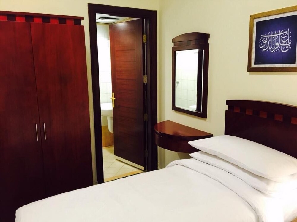 حجز فندق الإيمان القبلة المدينة المنورة . مقارنة أسعار الفنادق في المدينة المنورة