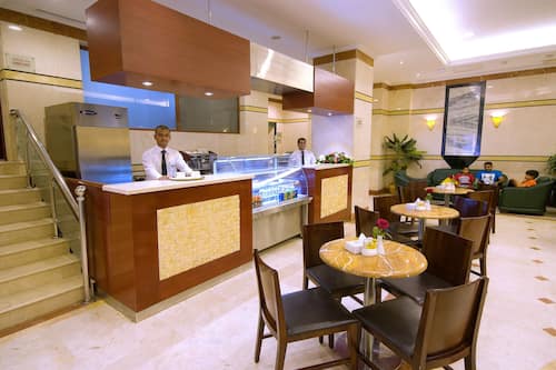 حجز فندق الإيمان القبلة المدينة المنورة . مقارنة أسعار الفنادق في المدينة المنورة