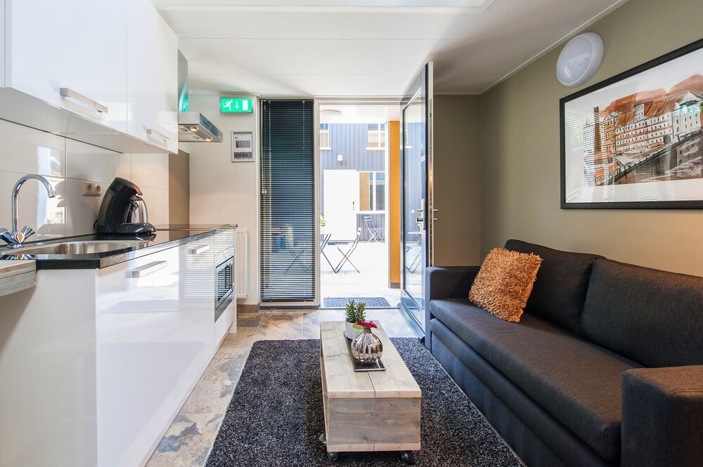 Book Allure Garden Apartments In Amsterdam Hotels Com