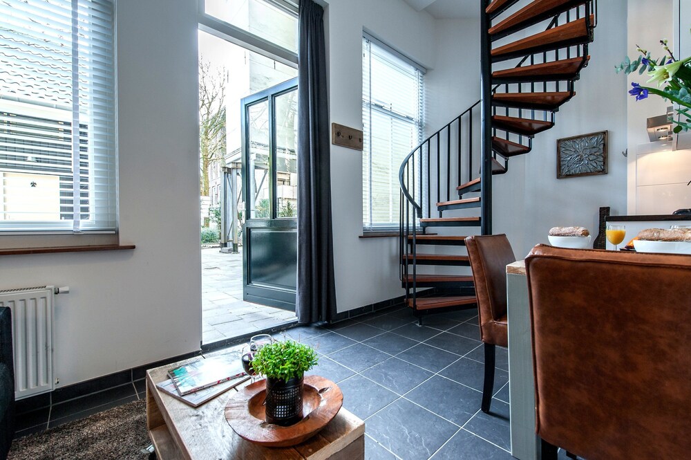 Book Allure Garden Apartments In Amsterdam Hotels Com