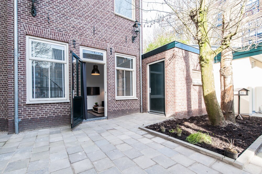 Book Allure Garden Apartments In Amsterdam Hotels Com