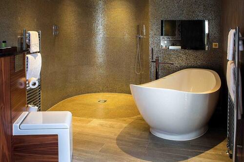 the busby hotel glasgow info photos reviews book at hotels com