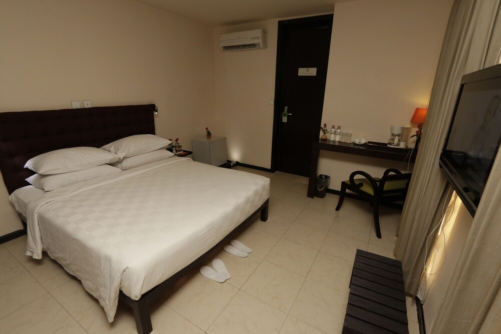 华丽客房, 城市景观 - 起居室