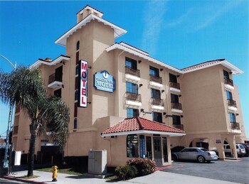 Top 10 San Go Hotels Near Viejas Arena California