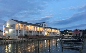 ภาพ Anchor Inn ใน ชิงโกทีก