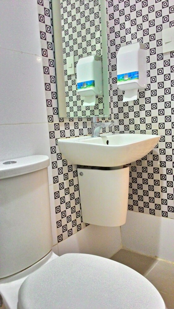 Hotel Sogo Edsa Cubao Quezon City Philippines Quezon City Hotel Discounts Hotels Com