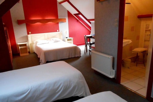 La Demeure Du Perron Quettehou Hotels Com