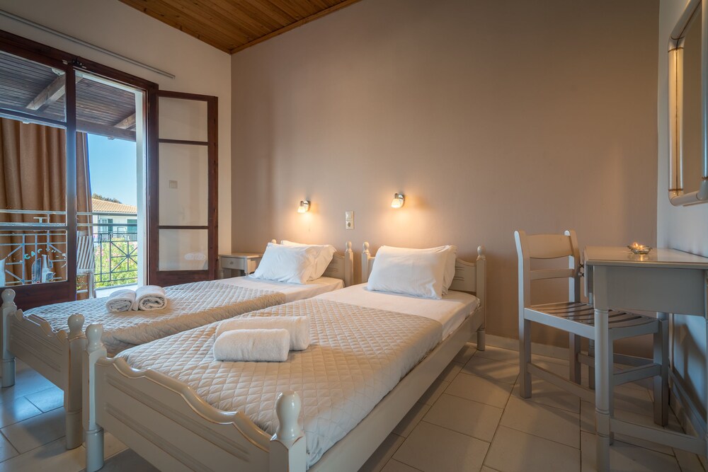 cactus hotel zakynthos