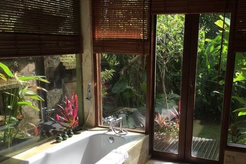 View Warwick Ibah Luxury Villas & Spa Background