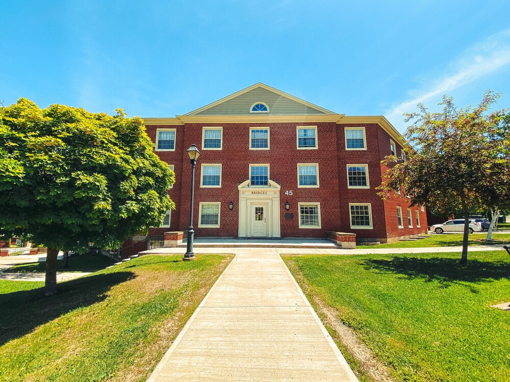 Book Unb Fredericton Summer Accommodations In Fredericton Hotels Com