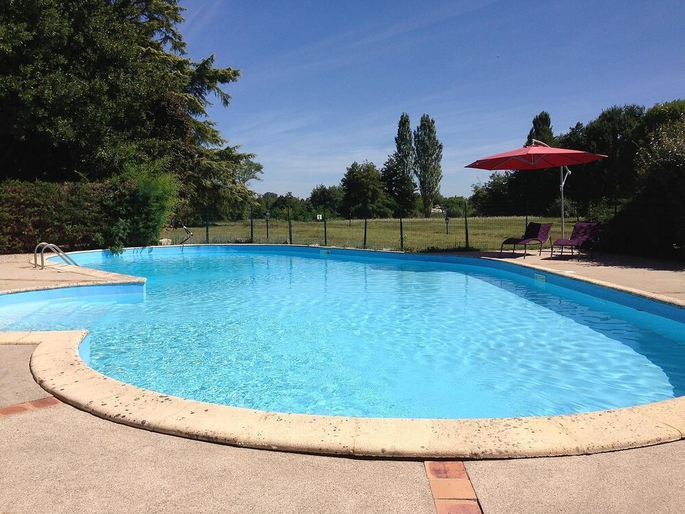 Hotel Les Rives Du Plantie Le Temple Sur Lot Book At Hotels Com