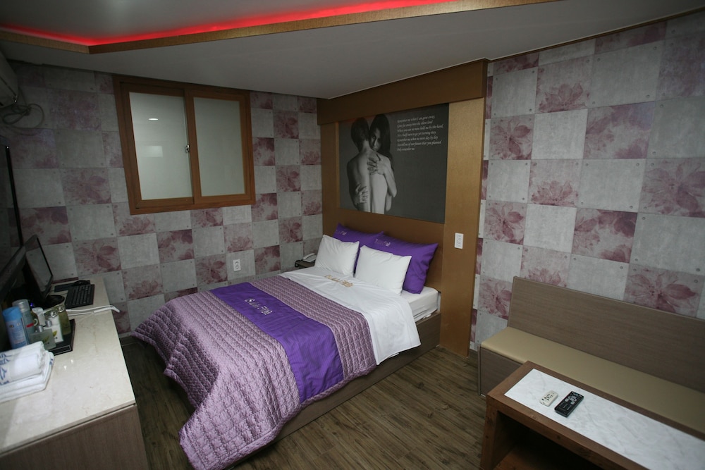 대전 캐슬모텔 (Castle Motel) 이용 후기 대전에 있는 캐슬모텔 (Castle Motel)
