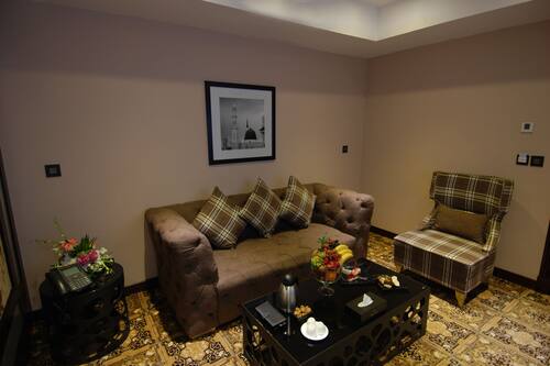 احجز جلوريا المدينة الفيروز الماسي في المدينة المنورة قارن أسعار الفنادق في المدينة المنورة