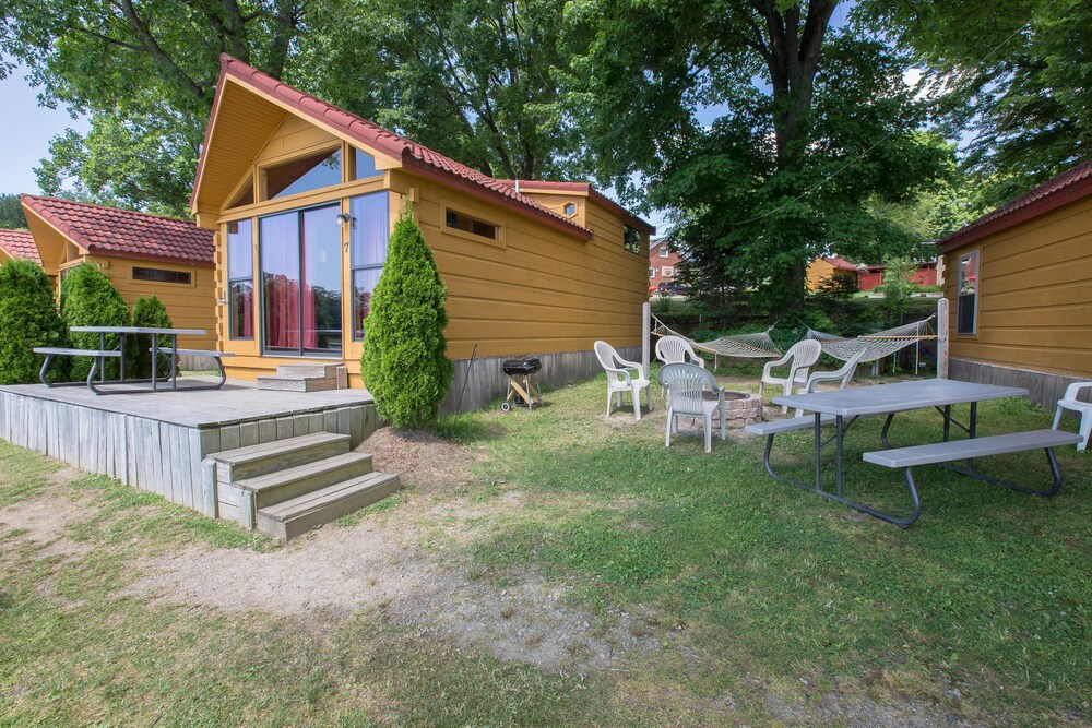 Book Edinboro Lake Resort Cabins in Edinboro