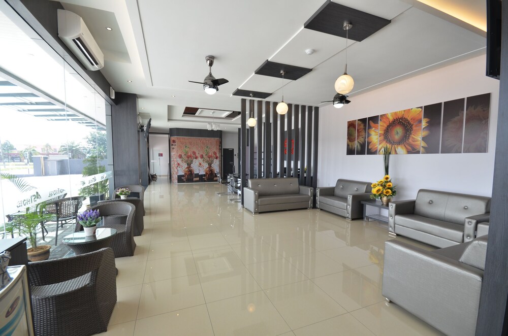 Book AST Hotel in Alor Setar  Hotels.com