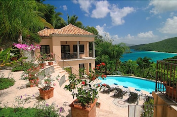 15 Closest Hotels To Trunk Bay In St John