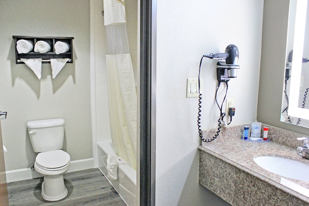 Book Palacio Royale Inn Houston NW Beltway 8 in Houston | Hotels.com