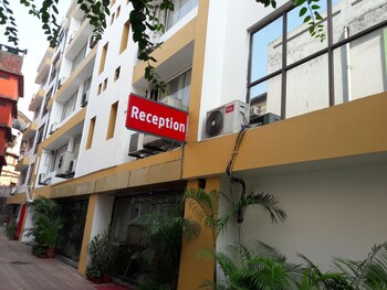 91 Esplanade Station Hotels From Rs4 458 Kolkata Hotel S 91 Esplanade Station Hotels From Rs4 458 Kolkata Hotel S